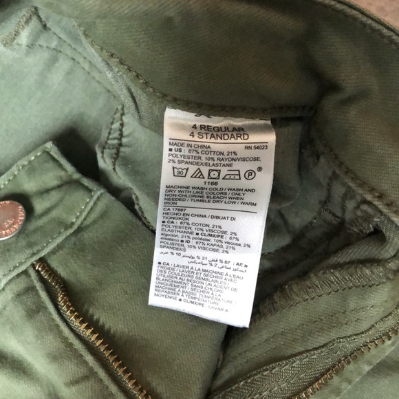 Pants - Picture 4 of 6